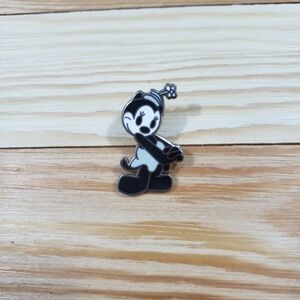 Disney Ortensia Black & White Pin